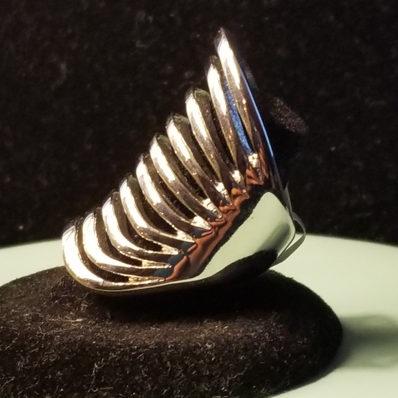 Stainless Steel Ring - Picture 4 of 5